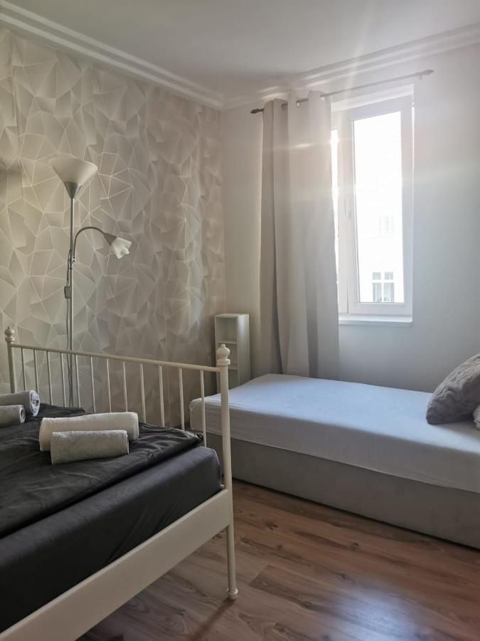Beautiful, Spacious And Cheap Leilighet Wien Eksteriør bilde